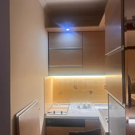 Comfort Διαμέρισμα Τίρανα